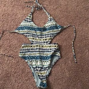 Super Cute Bathing Suit. 👙